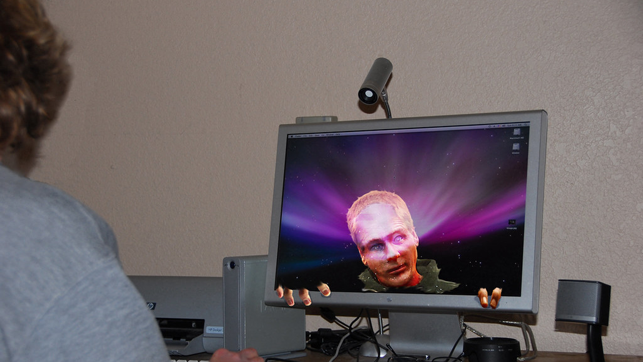 網絡安全 相關配圖：AI浪潮｜香港用家睇OpenClaw、美國AI晶片出口新局勢點拆解？ | 圖片來源：Photo by Don Hankins via Openverse (CC BY 2.0)