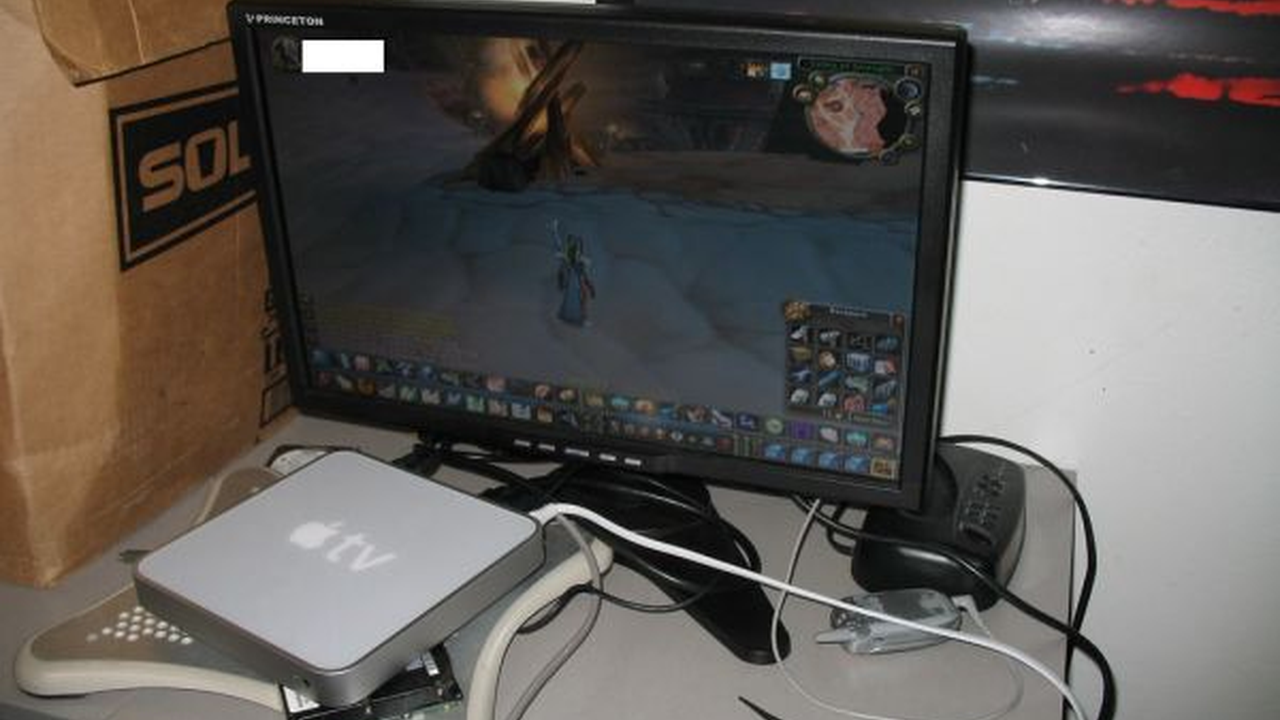 科技商業 相關配圖:WoW running on TV czarcats appletv wow business computer laptop office room screen technology https://www.fl…